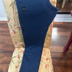 Under Armour Navy Blue Sweatpants | Size Large